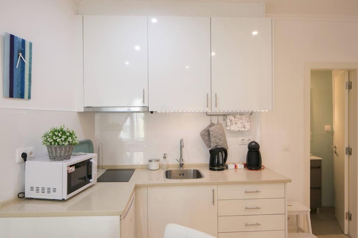 Central Turquoise Studio Apartment Lisboa Ngoại thất bức ảnh
