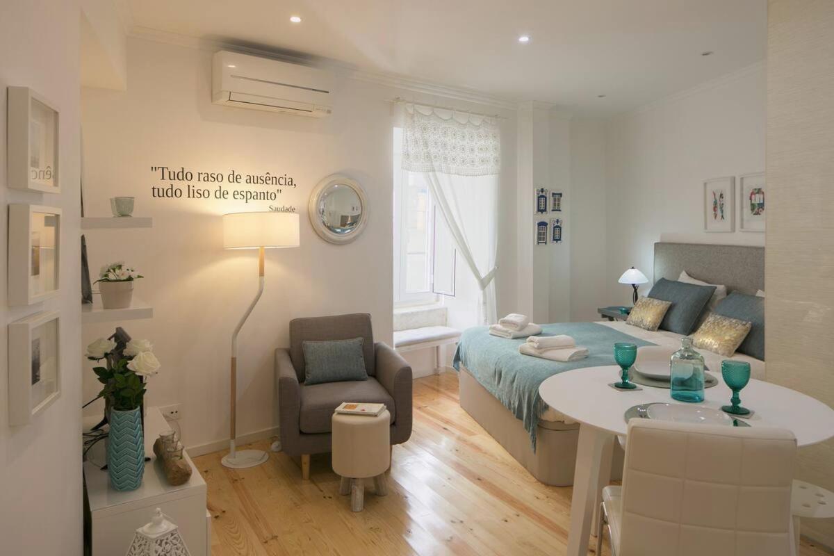 Central Turquoise Studio Apartment Lisboa Ngoại thất bức ảnh